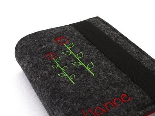 Einband-aus-Filz-Gotteslob-Ev-Gesangbuch-Motiv-Rosen-und-Name-03