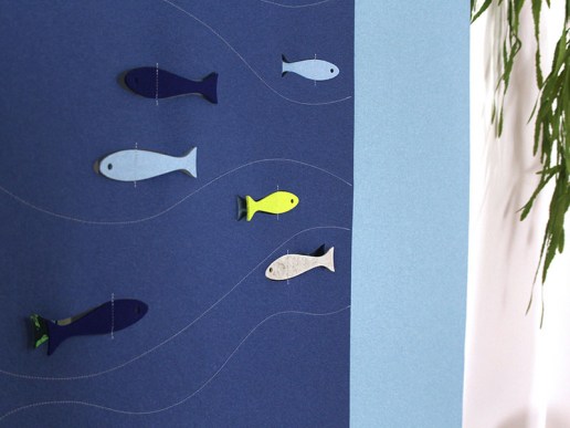 Filzvorhang-mit-Fischen-Wolle-felt-Akustik