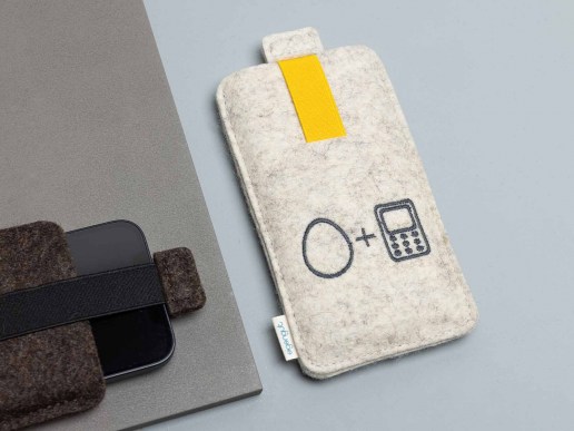 Handytasche-aus-Filz-nach-Mass-ei-Phone