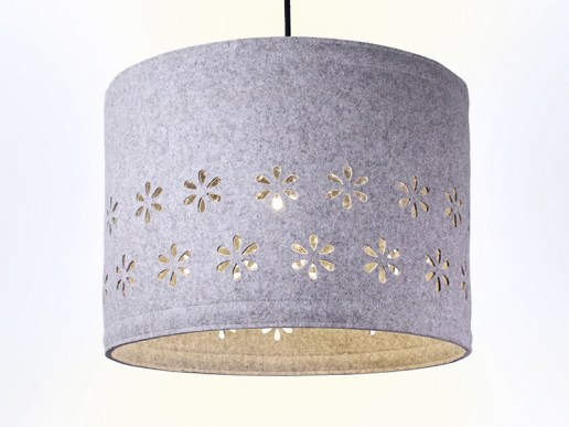 Lampe-aus-Filz-Pendelleuchte-mit-Muster-Blumen