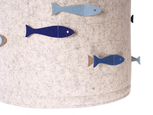 Lampe-aus-Filz-mit-Fischen-Pendelleuchte-felt-design