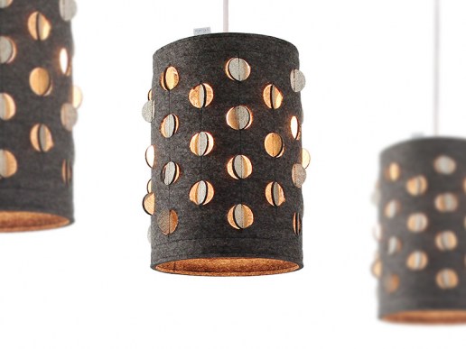 Lampe-aus-Filz-mit-goldenen-Dots-Konfetti