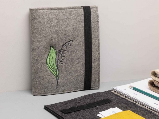 Organizer-aus-Filz-bestickt-mit-Blume-Maigloeckchen