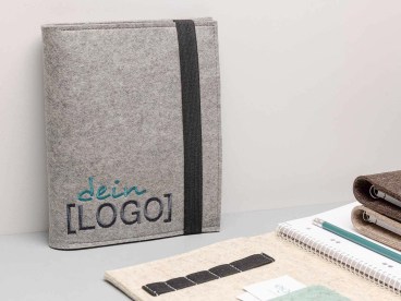 Organizer-aus-Filz-bestickt-mit-deinem-Logo-bestickt