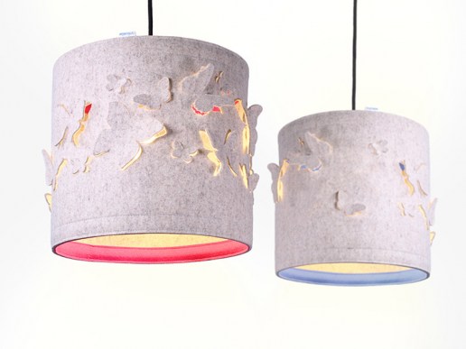 Pendelleuchte-Lampe-aus-Filz-fliegende-Schmetterlinge