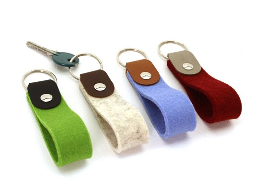 Schluesselanhaenger-aus-Filz-und-Leder-verschiedene-Farben-02