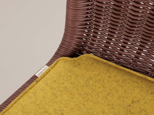 Sitzkissen aus Filz passend für Tecta Kragstuhl Farbe beige