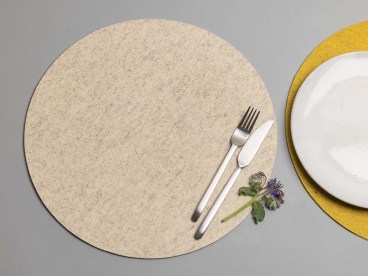 Tischset-rund-aus-Filz-pure-Natur-Wolle