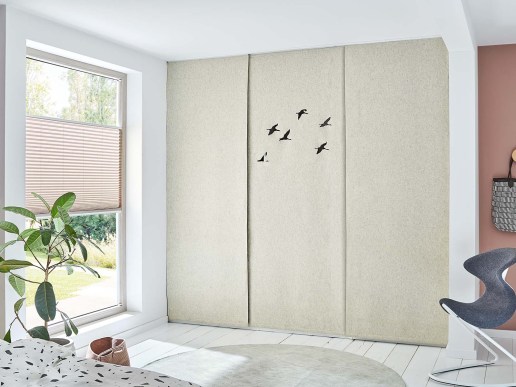 Vorhang-aus-Filz-Flaechenvorhang-Schrank-Tuer-Kraniche