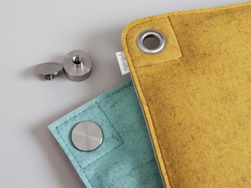 Wandkissen aus Filz und recyceltem Leder