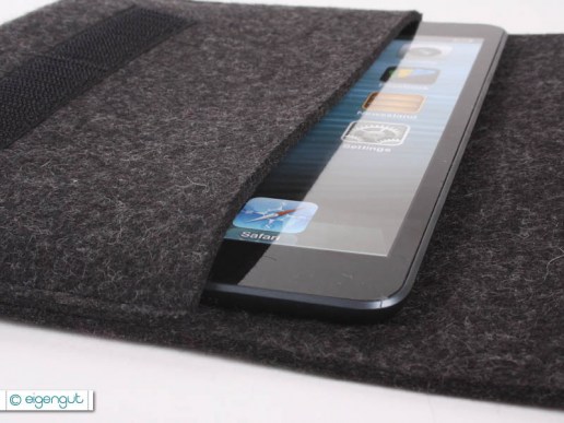ipad-tasche-aus-wollfilz-mit-wunschtext-03