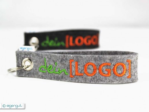 schluesselanhaenger-aus-filz-mit-eigenem-logo-gestickt22