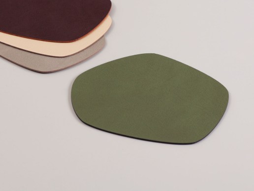 Untersetzer aus recyceltem Leder in natürlicher Form ORGANIC in verschiedenen Farben